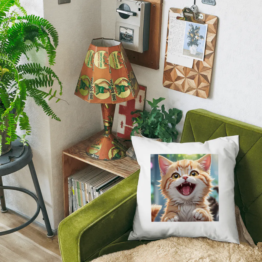 f-koroのかわいい笑顔がたまらない子猫 Cushion