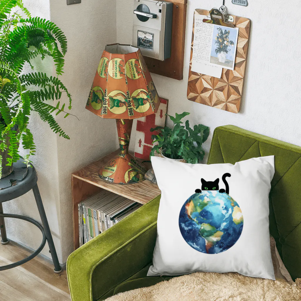 amecatsの地球と黒猫 Cushion