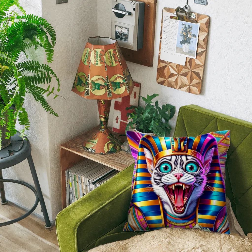 funny-itemsの一攫千金猫 Cushion