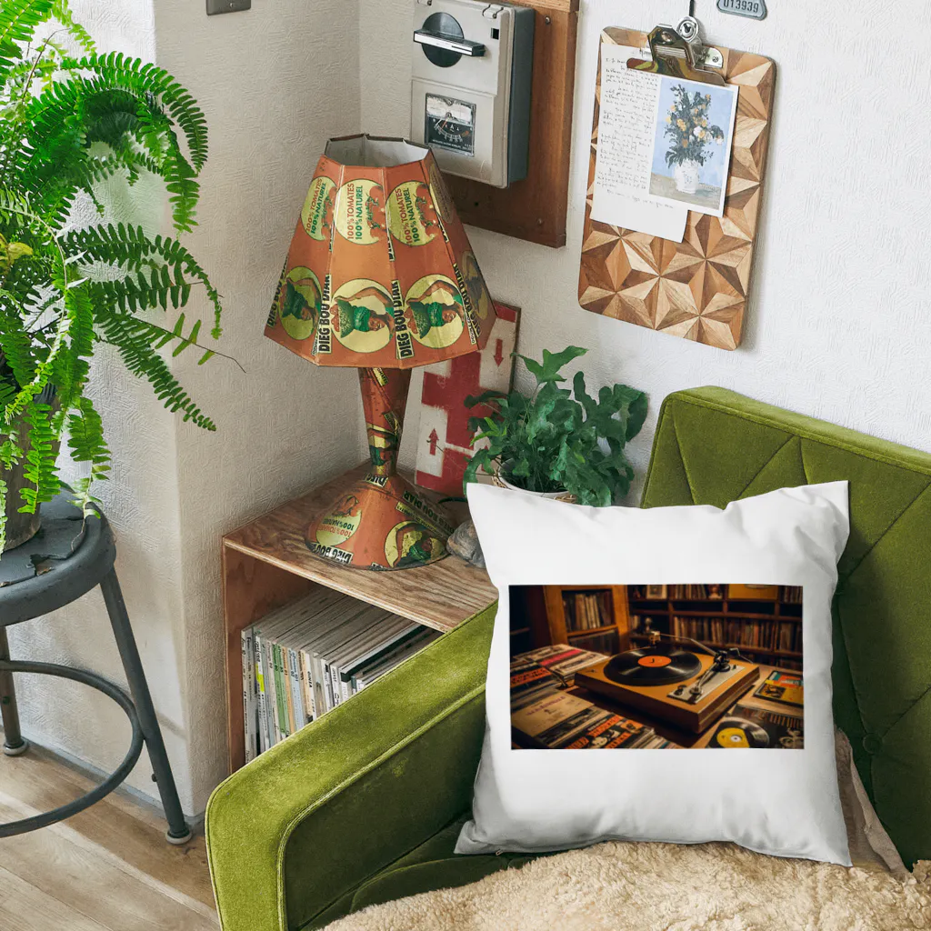 Lofi LoungeのVintage Record Cushion