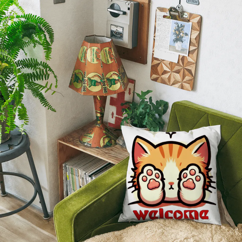 kk-welcomeの肉球で目隠し猫ちゃん Cushion