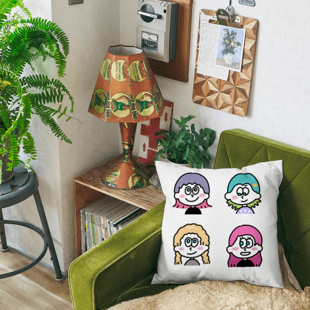 ★Mayamaya★の★ポップな女の子の笑顔★④ Cushion