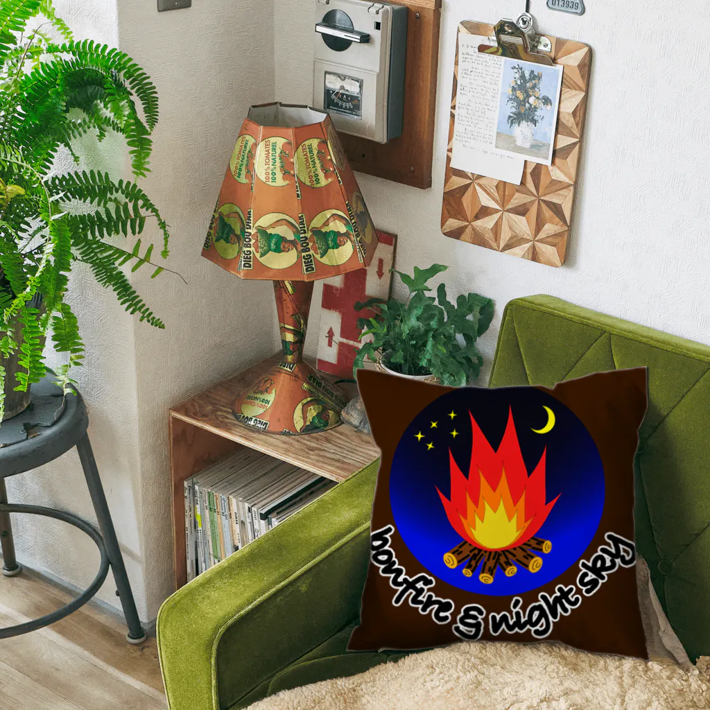 CRACKERの焚き火と夜空 Cushion