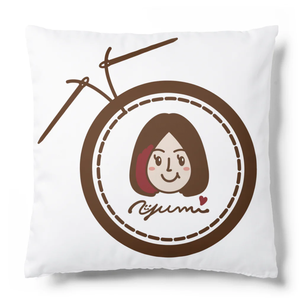 万枚ちゃんのパクパクの奥さん Cushion