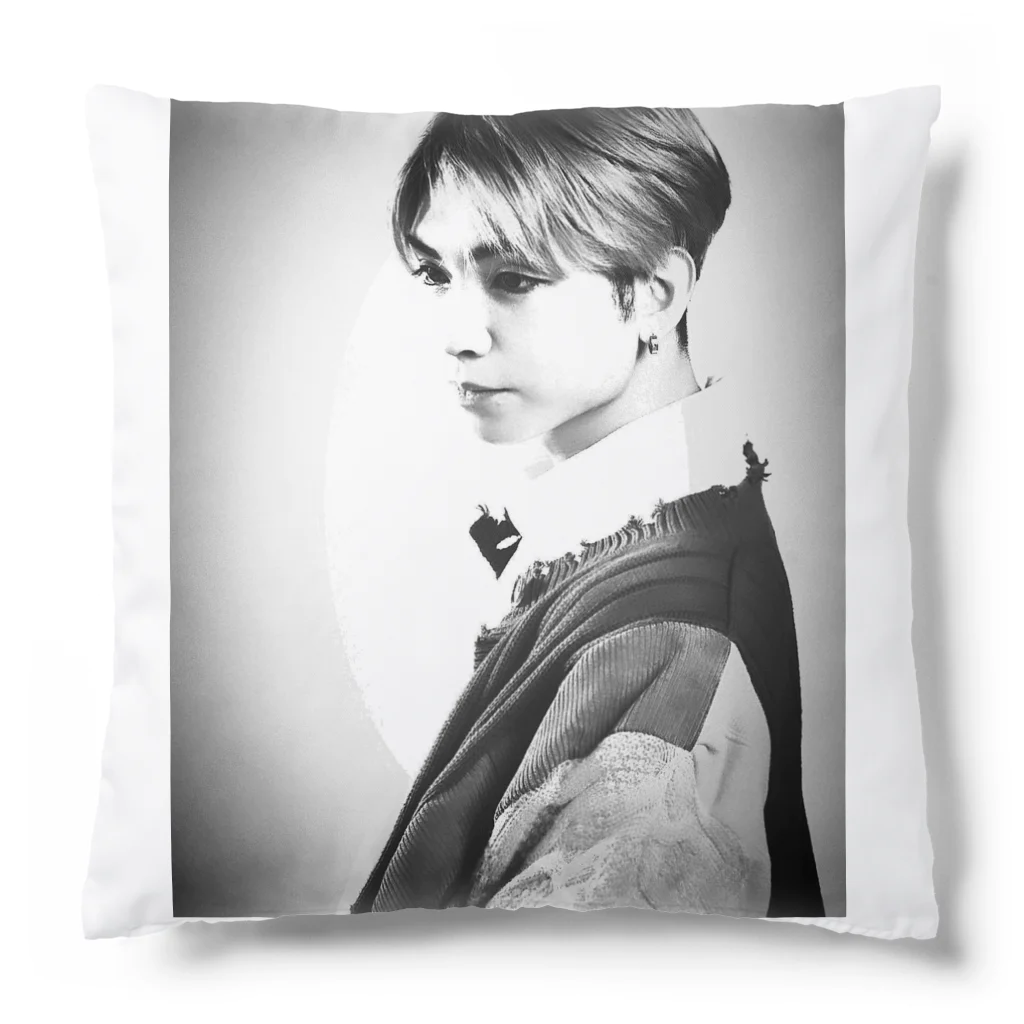 BUBUグッズ販売のSUKEオリジナルグッズ Cushion