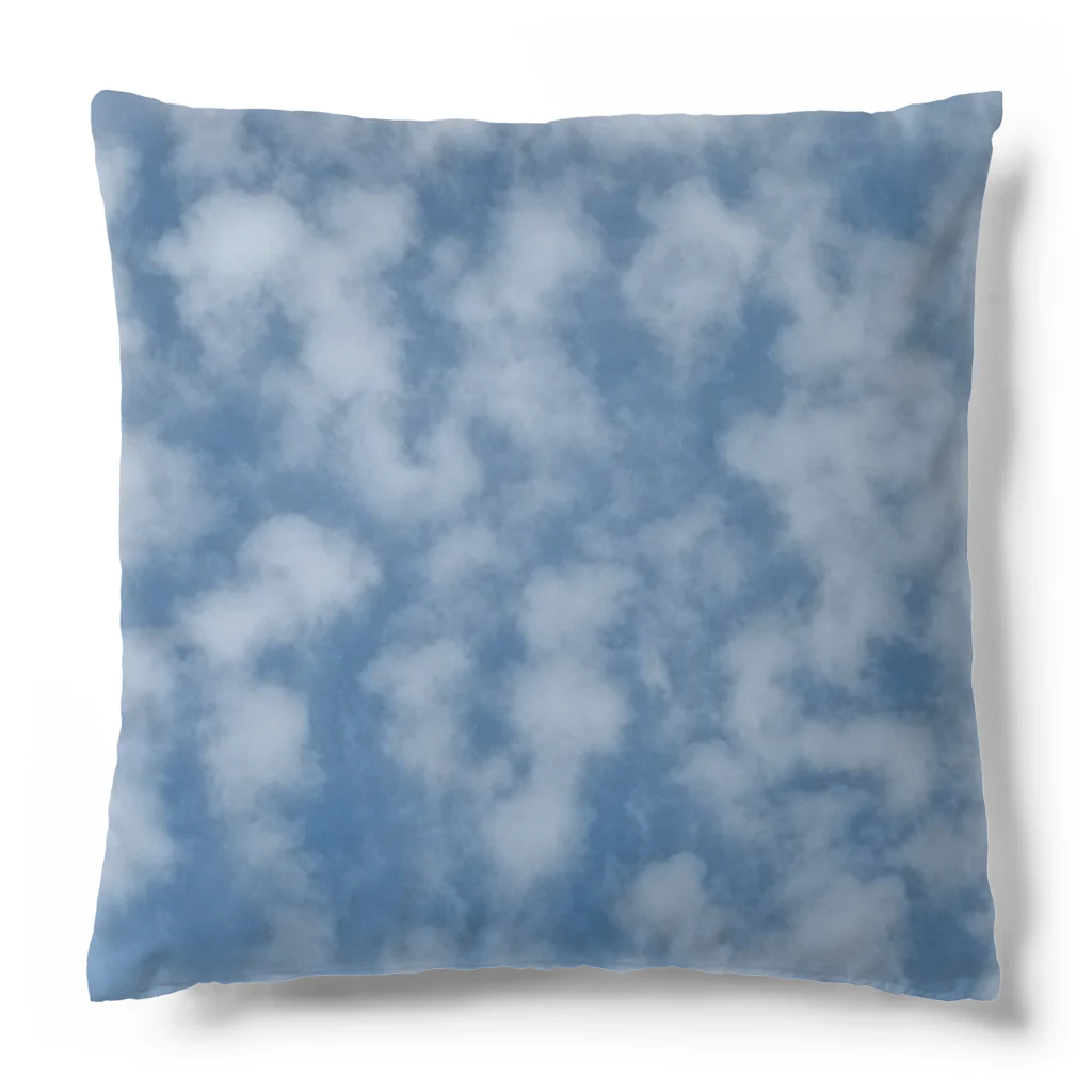 キキとココからの空と雲＠リシケシュ／インド Cushion