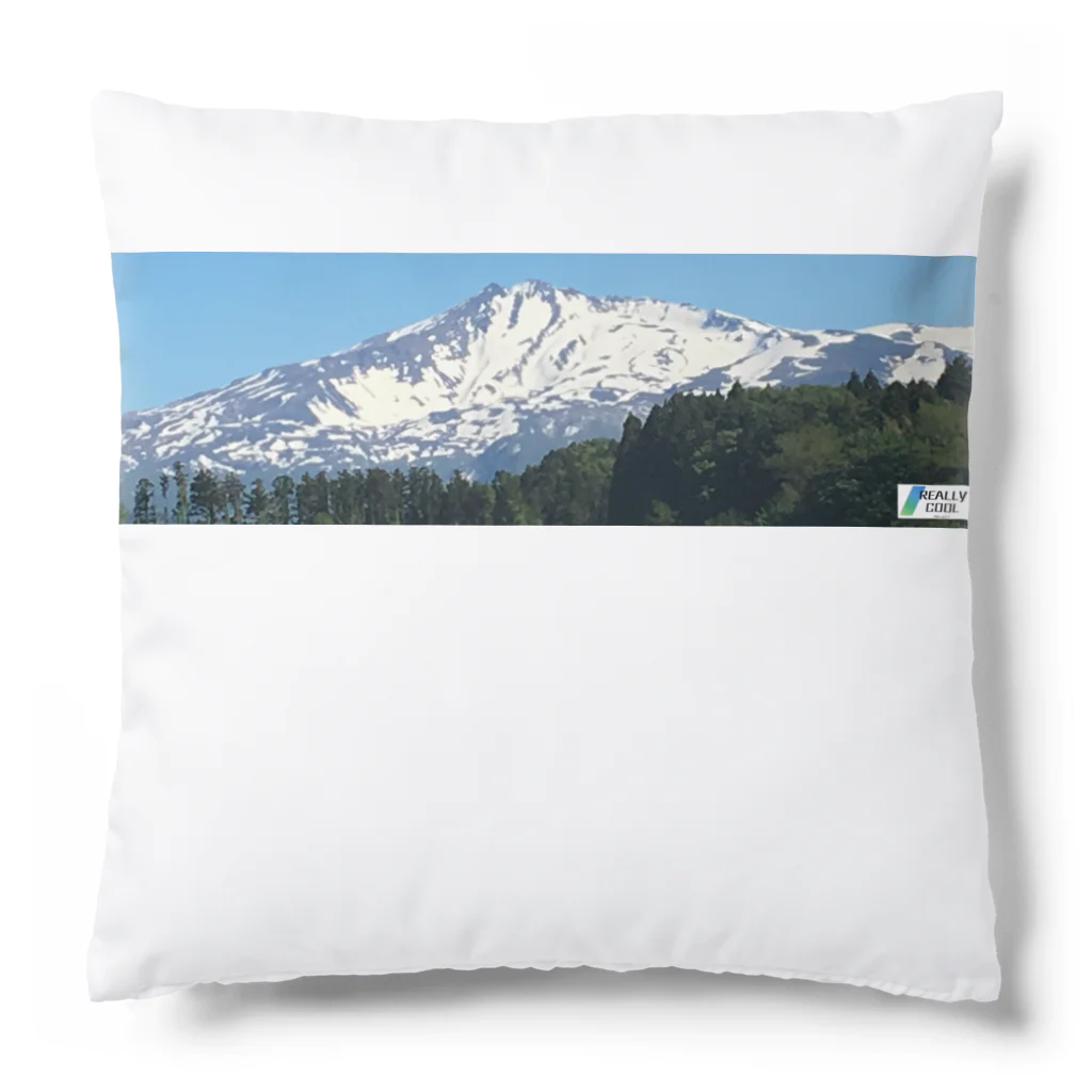 ReallyCoolMamoruの秋田鳥海山_AkitaChoukaisan Cushion