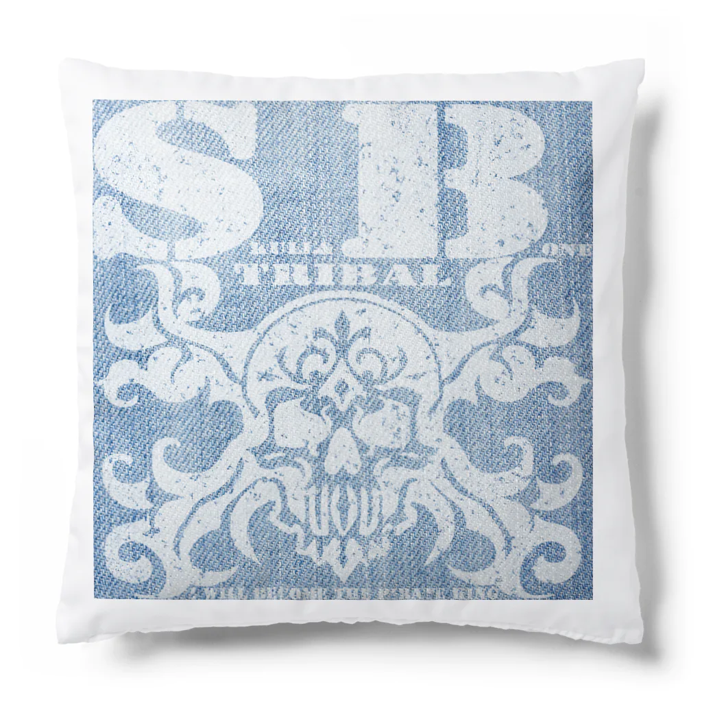 Ａ’ｚｗｏｒｋＳのSKULL&BONE TRIBAL GRUNGE WHT ON DENIM Cushion