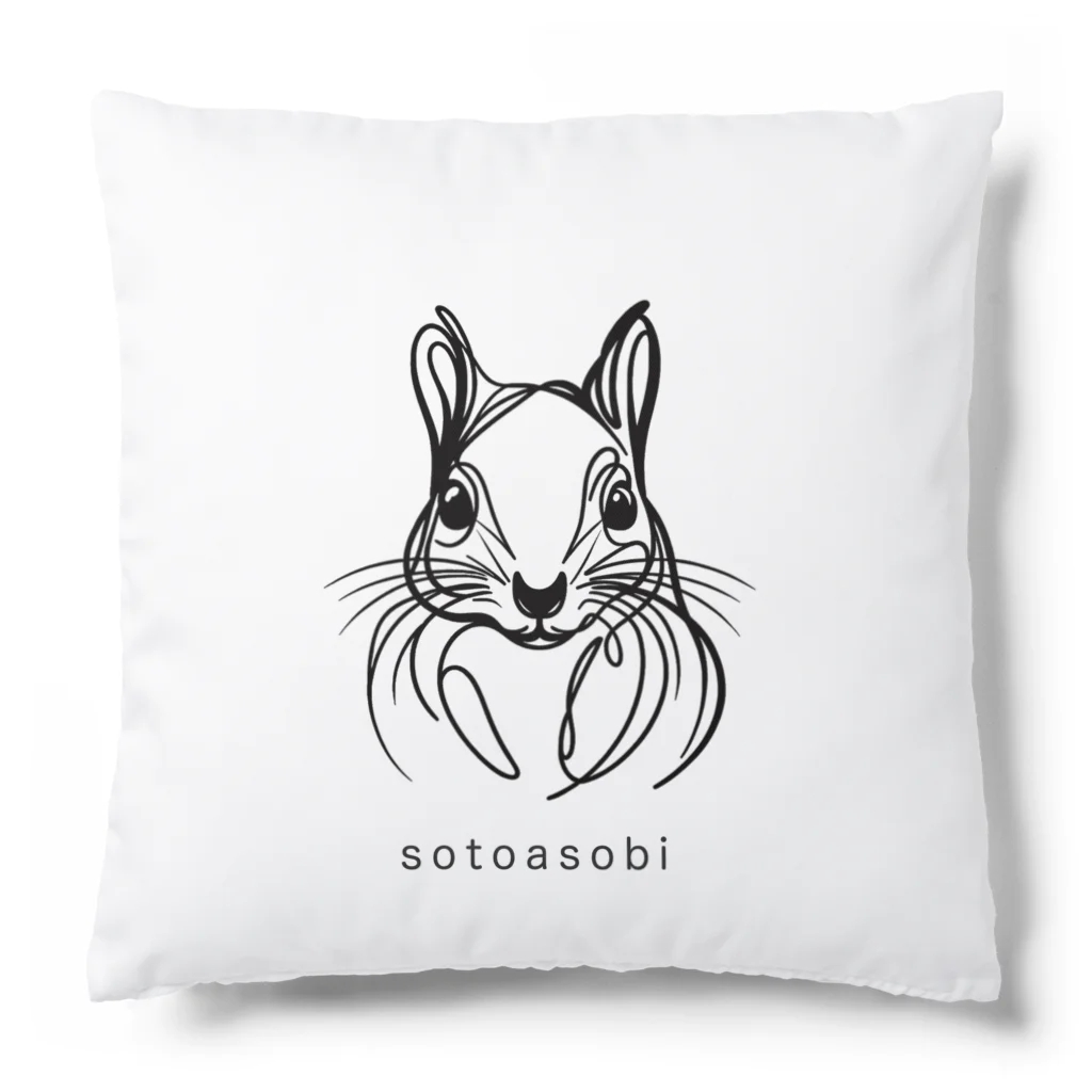sotoasobiのsotoasobi -squirrel- クッション