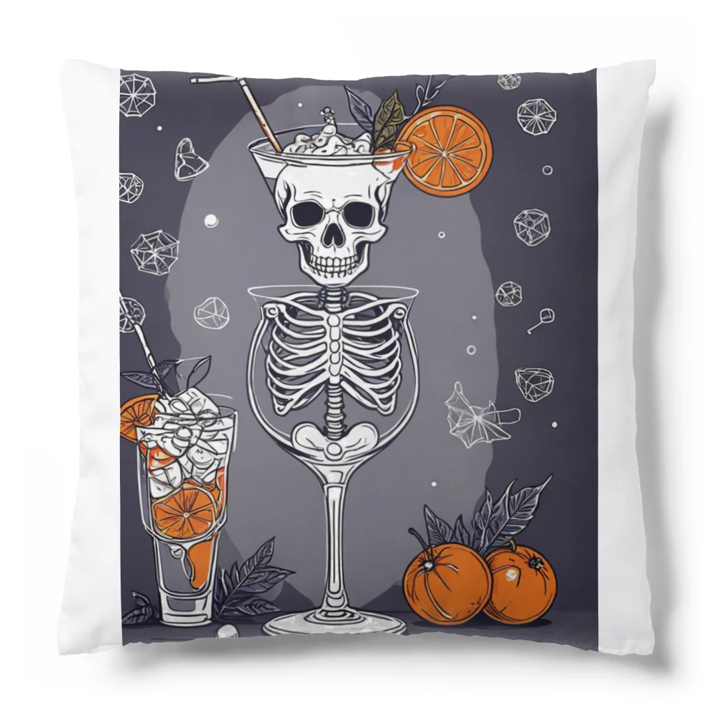 Skeletonのユニークなスケルトンアートがおしゃれに輝く！ Cushion