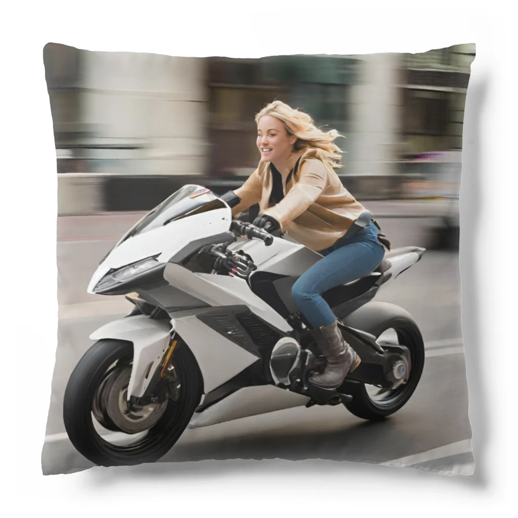 the blue seasonのメトロポリタン・フリーダム: 都会を駆ける女性ライダー Cushion