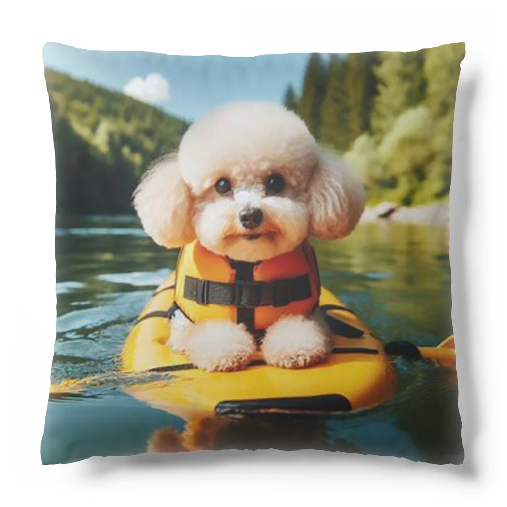 「ワンダーワールド」のボートで遊ぶ愛犬！ Cushion