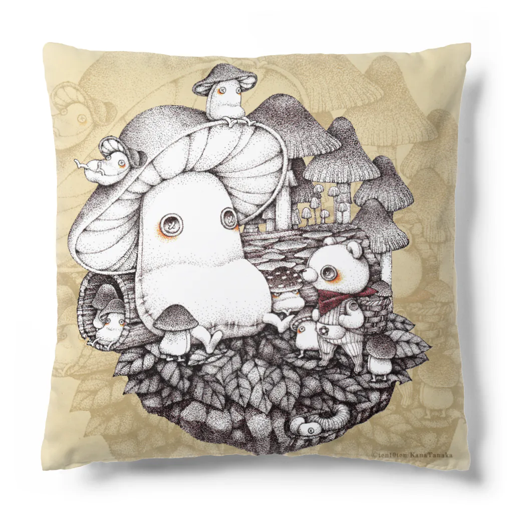 ten10ten　出張販売所のきのこ狩り Cushion