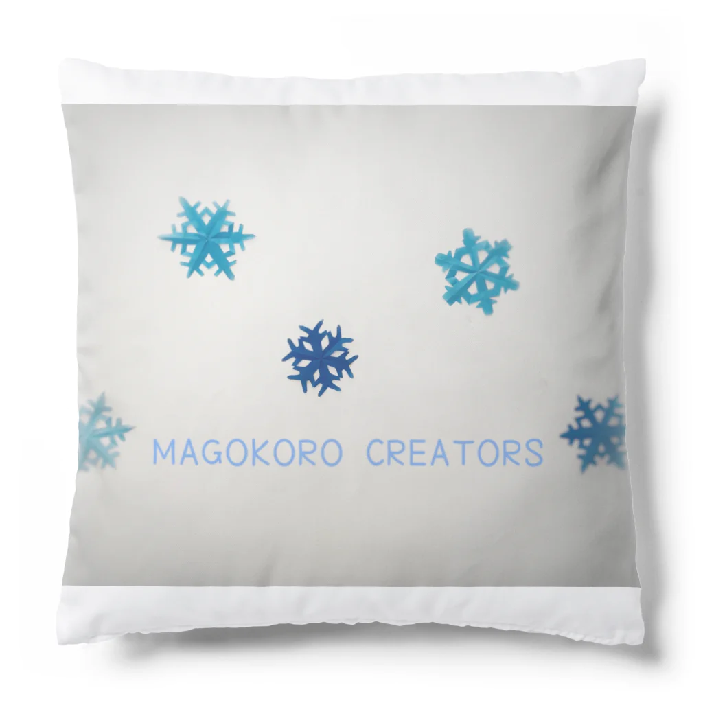 MAGOKORO CREATORS の雪の結晶 Cushion