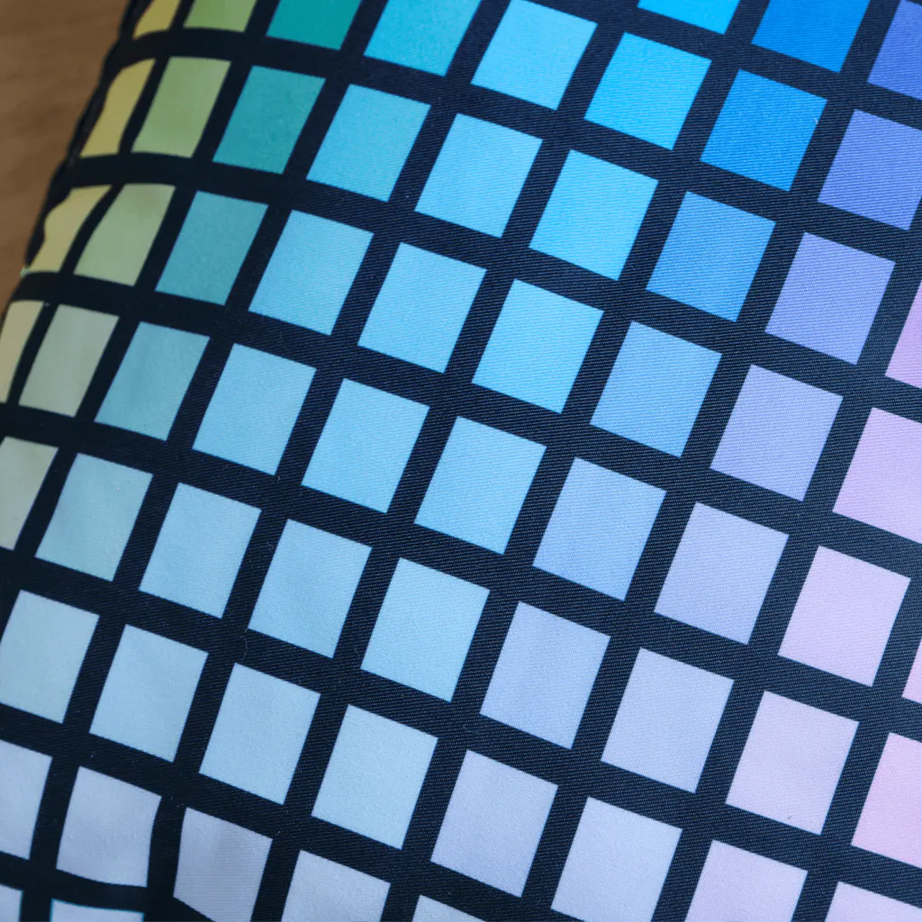 ハトのモモヒキのハトのモモヒキ Cushion