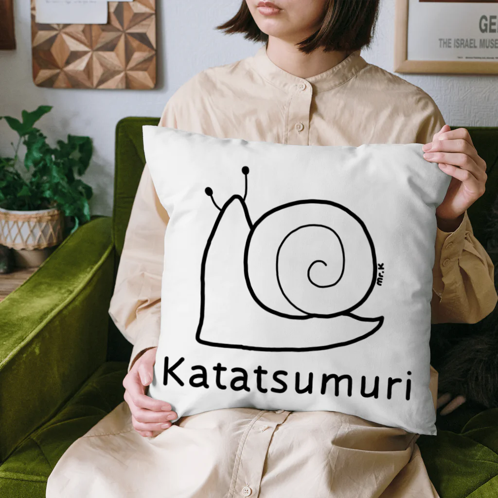 MrKShirtsのKatatsumuri (カタツムリ) 黒デザイン Cushion