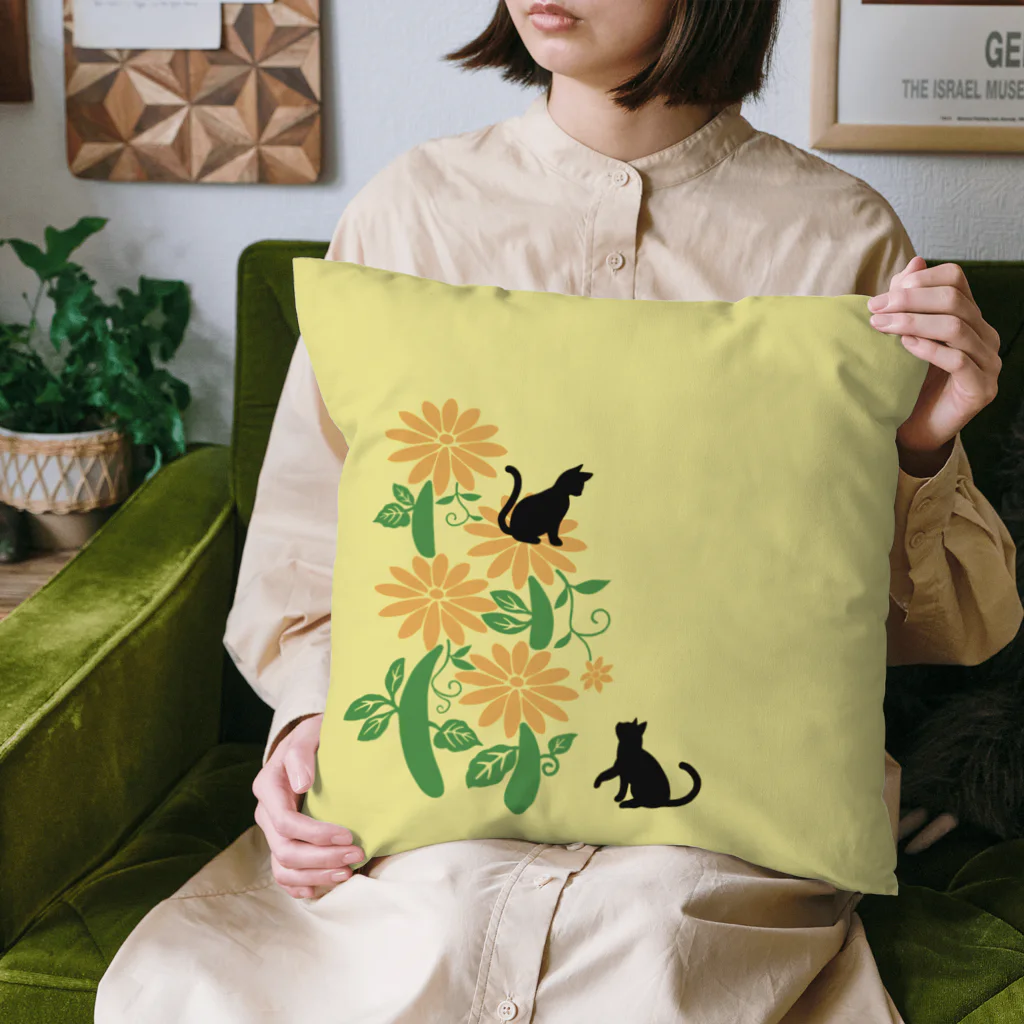 MegSan's free design🌷のフラワーキャットタワーyellow クッション