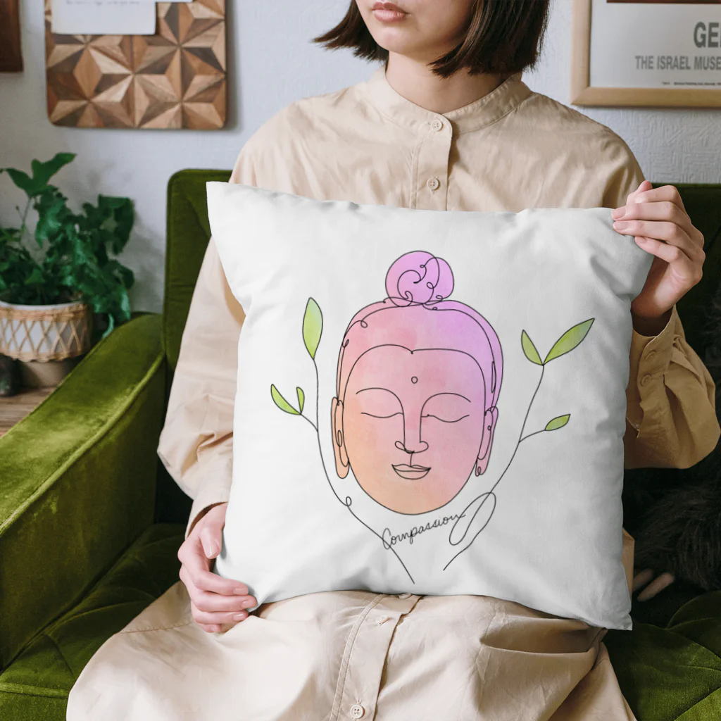 ドリゼラのおみやげ販売所のCompassion Buddha -ピンク- クッション