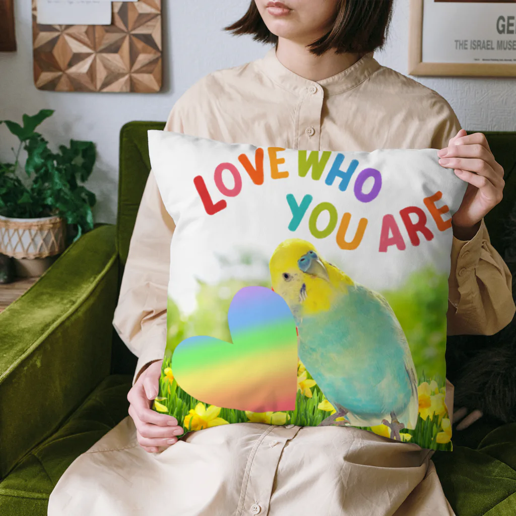 まるこ Maruko🍒💙音楽で世界をHappyに💕✨のインコ🦜タカちゃんHappy🌈 Cushion