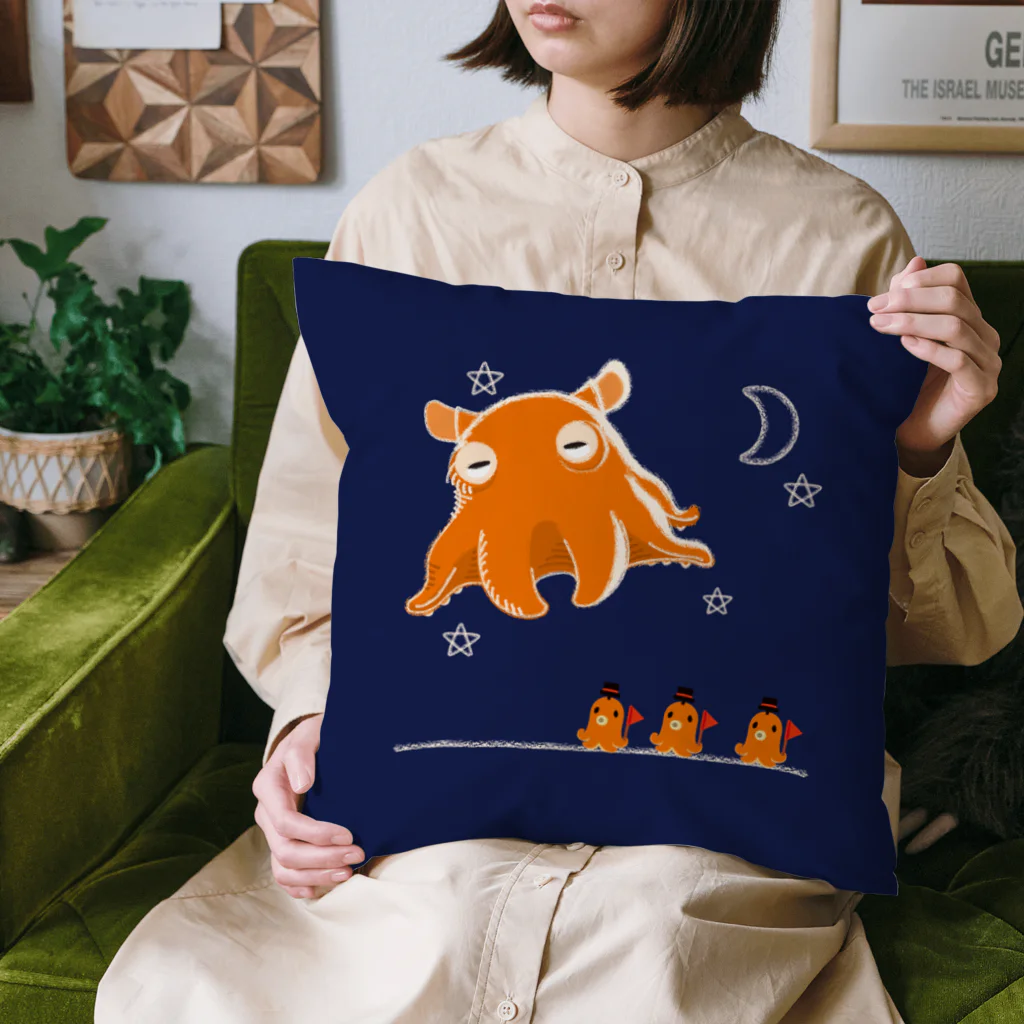 イラスト MONYAAT のたこさんwinなーとメンダコUFO　ネイビー Cushion