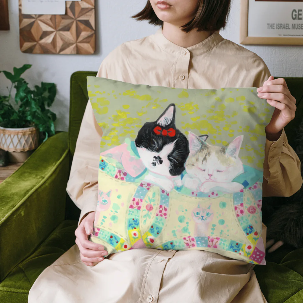 wokasinaiwoのお昼寝 Cushion