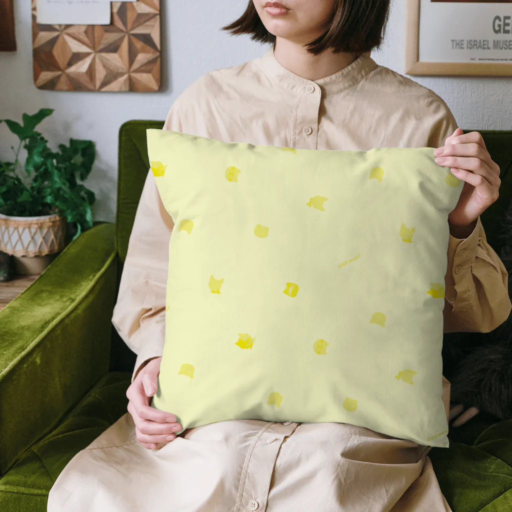 MolKaronのMolKaron７　ドット風(イエロー) Cushion