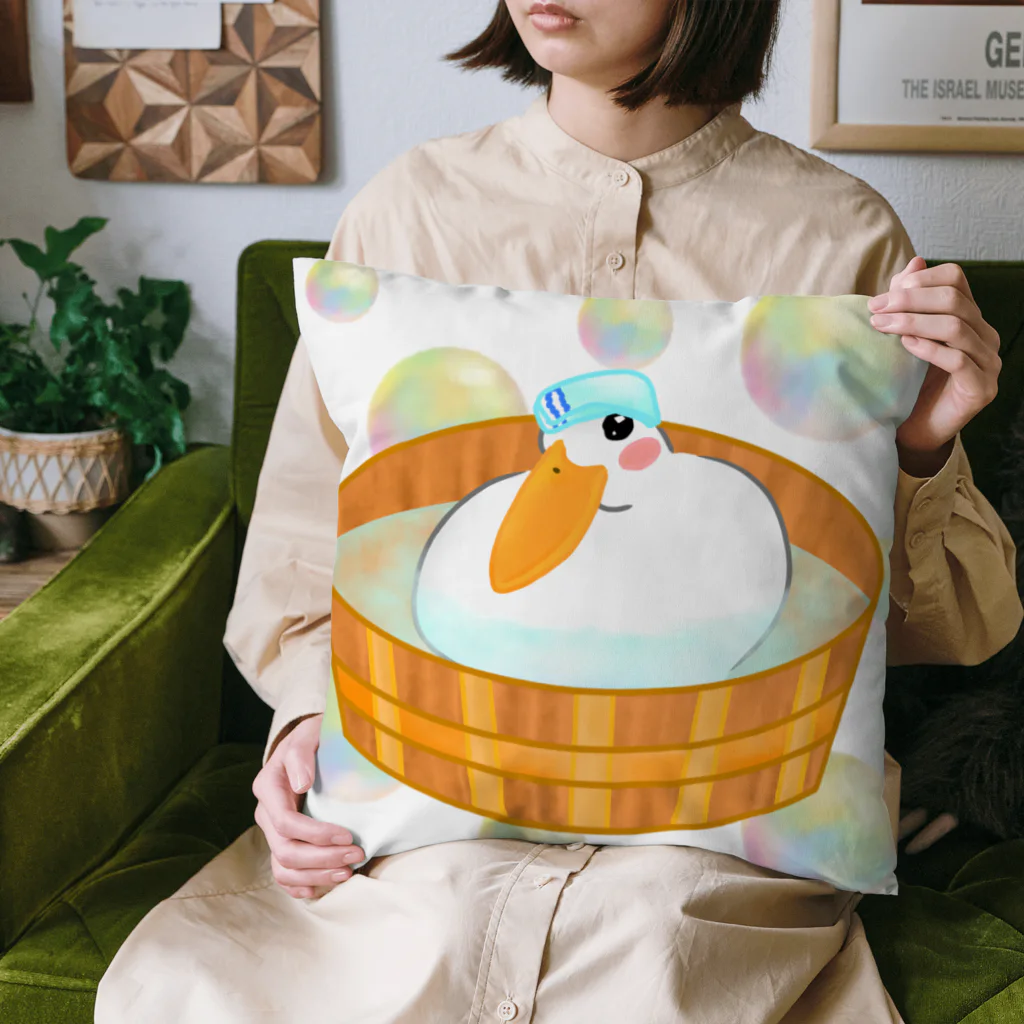 Lily bird（リリーバード）のほわほわ水浴びコールダック♪ Cushion