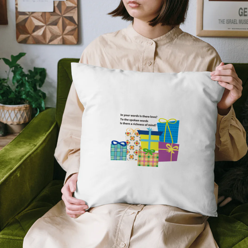 POPUP_KOBE_MARIKOの愛ある言葉 Cushion