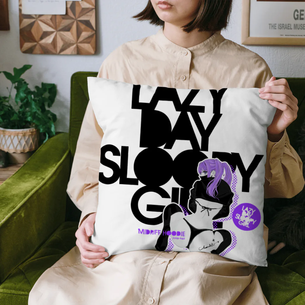 loveclonesのLAZY DAY SLOOPY GIRL 0574 ブラックフーディー女子 エロポップ ロゴ Cushion