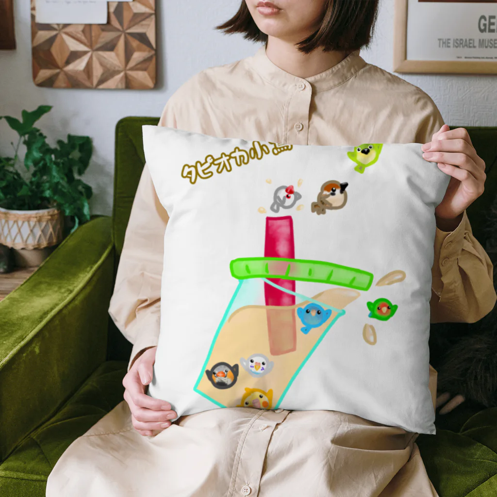 Lily bird（リリーバード）のタピオカ小鳥とミルクティー ロゴ入り Cushion