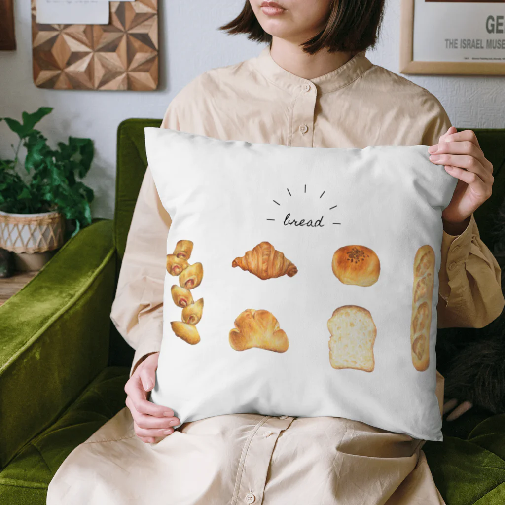 d.n.cのパン Cushion