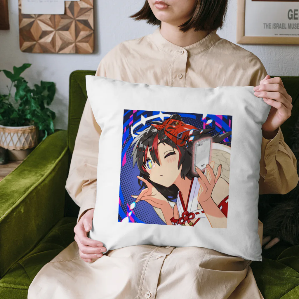 True North PenguinZのFoxy Miko Cushion