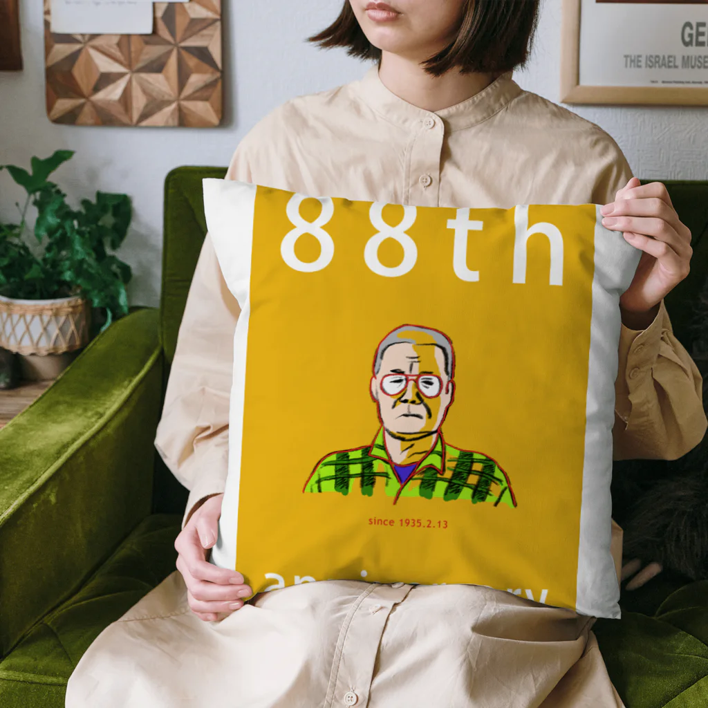 アラフラオオセの88th anniversary limited item Cushion