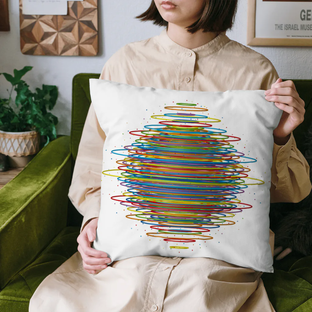 kimchinの重なり合った無数のカラフルでビビッドなリング Cushion