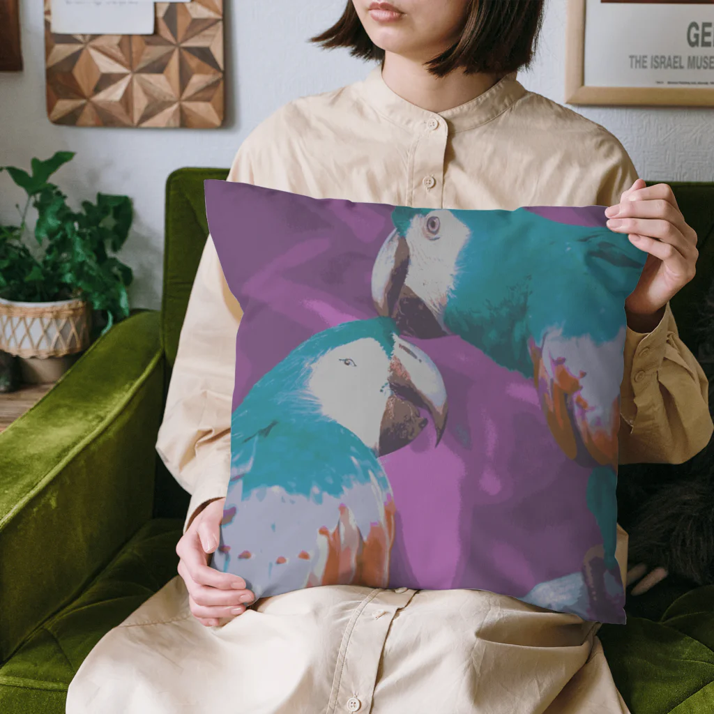 poppy22のおでこかじり鳥 Cushion