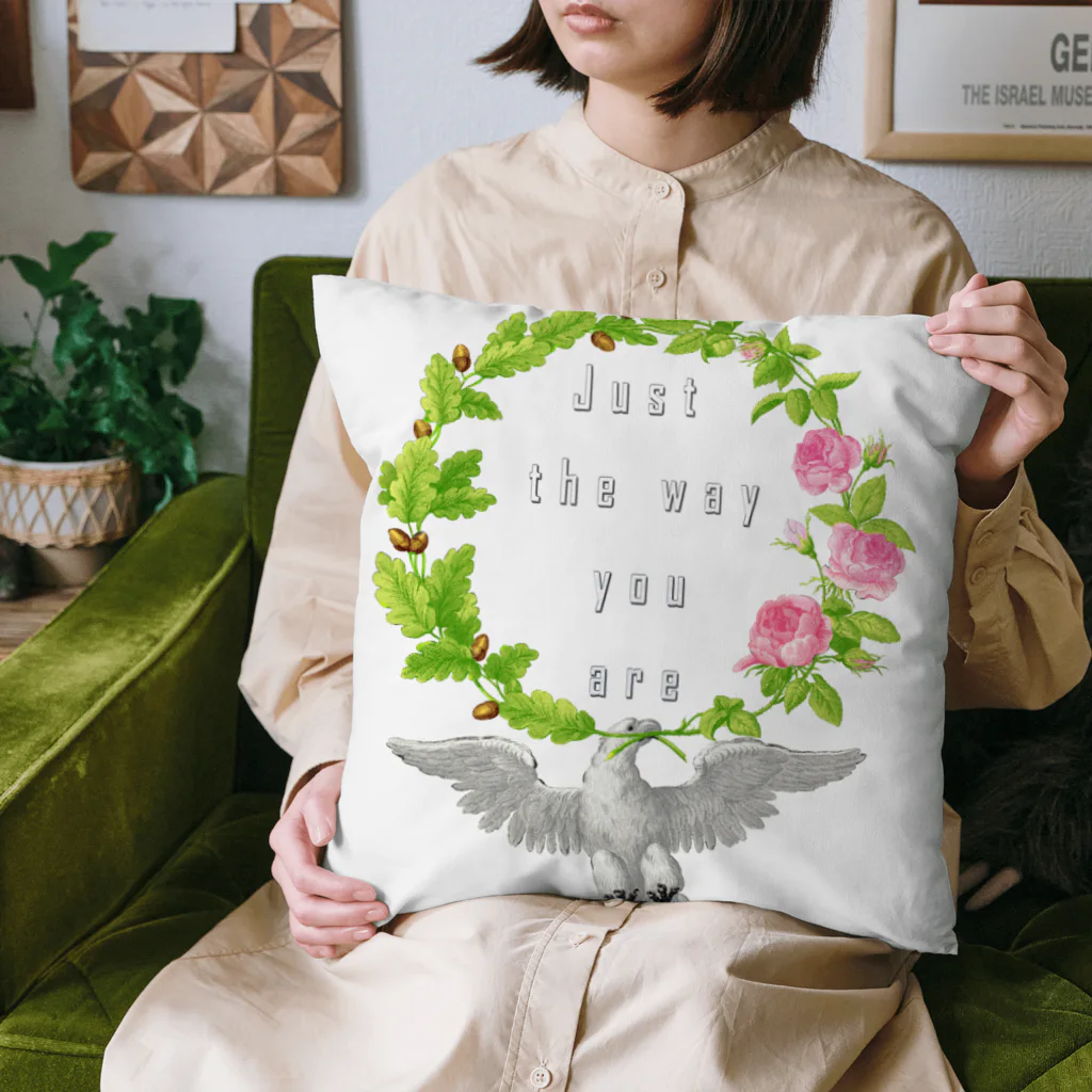 PALA's SHOP　cool、シュール、古風、和風、の幸福を運ぶ鳥「Just the way you are」 Cushion