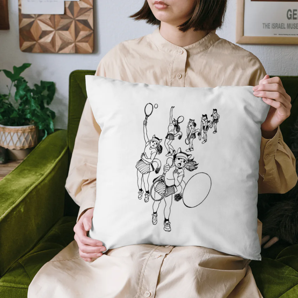 空想画学販売所の猫のテニスプレイヤー　サーブ！ Cushion