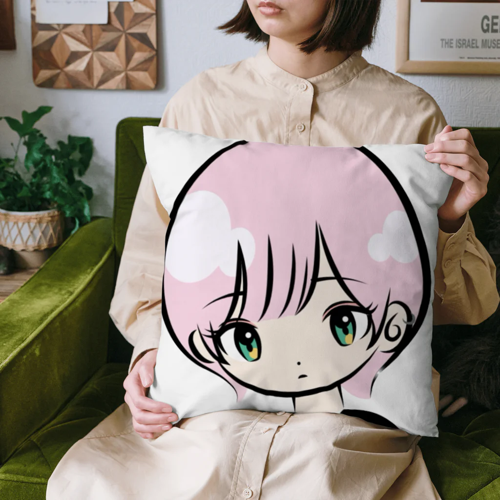 モモコ・ヘルメッツのモモコ・ヘルメッツチャン Cushion