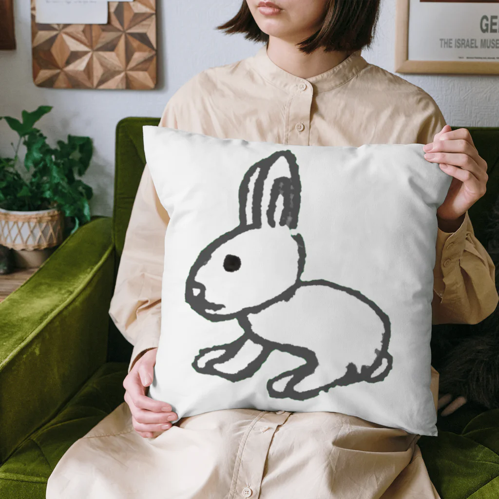 ホワイトラビットの白い兎 Cushion