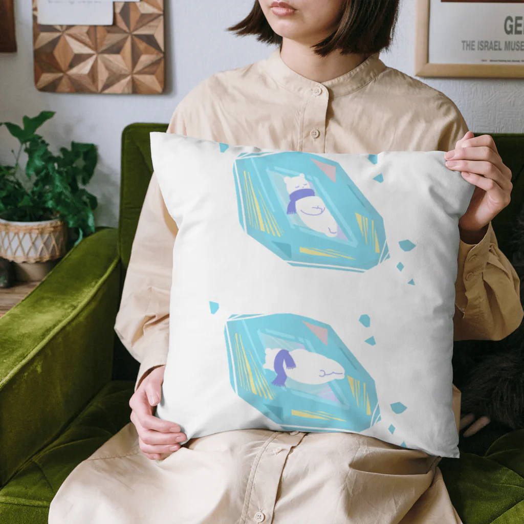 tokimekizaのねむねむシロクマ Cushion