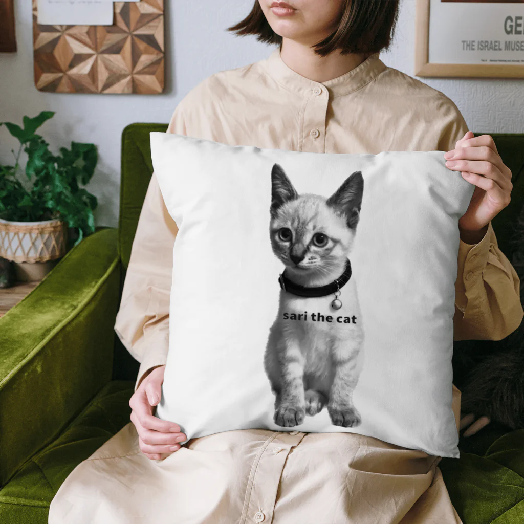 sari the catのsari the cat Vol.2 Cushion