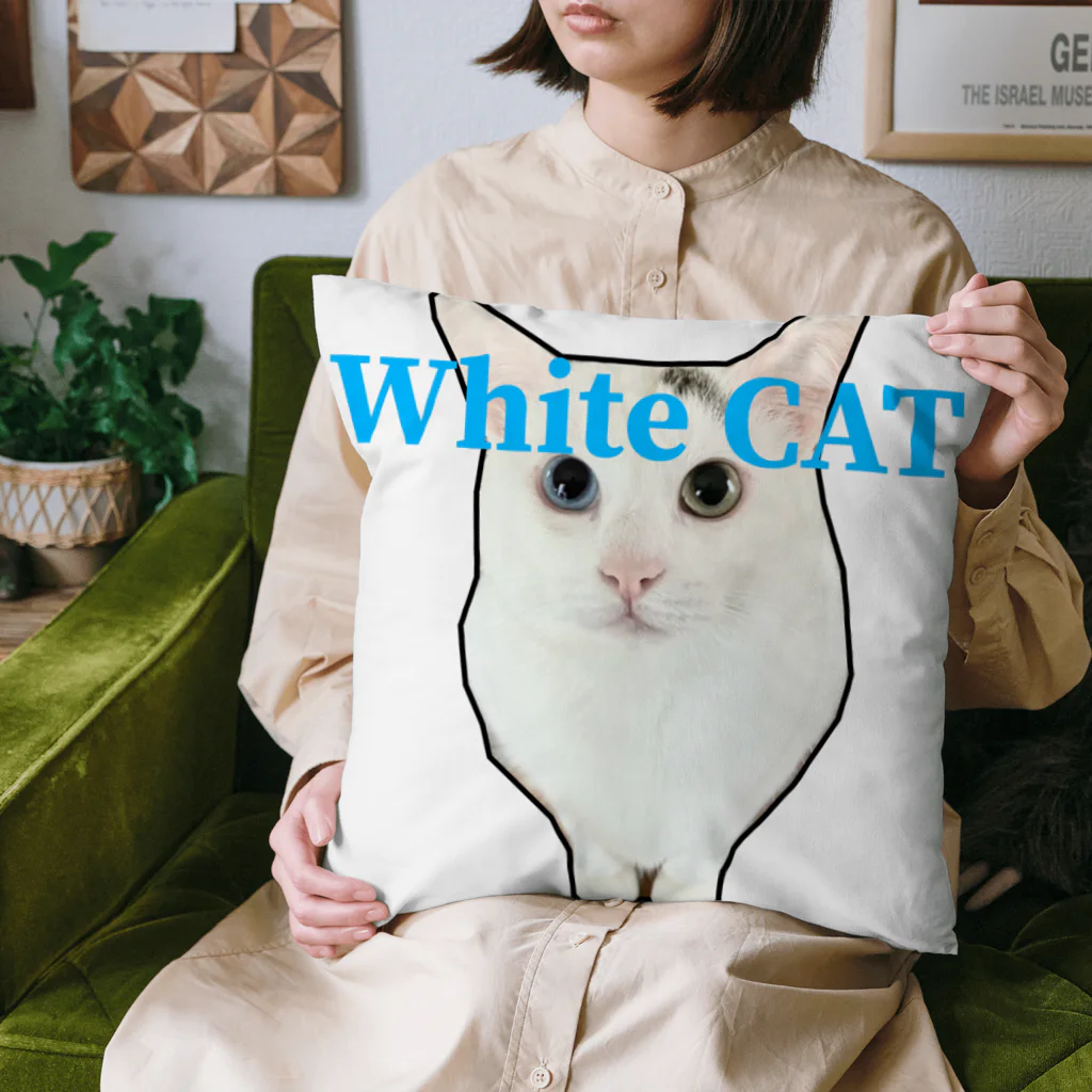 保護猫しーちゃん（White cat）のしーちゃんWhiteCATちゃん クッション