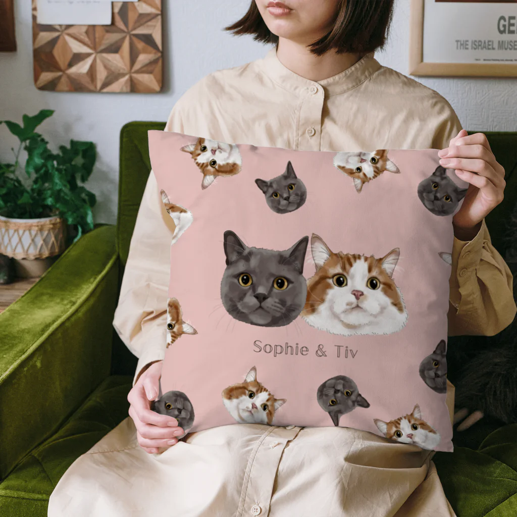 みきぞーん｜保護猫 ミッキー画伯と肉球とおともだちのsophie tiv Cushion