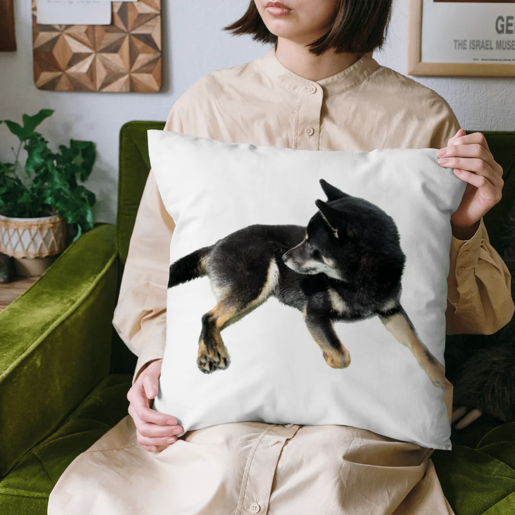 りんちゃんSHOPの寝そべるりんちゃん Cushion