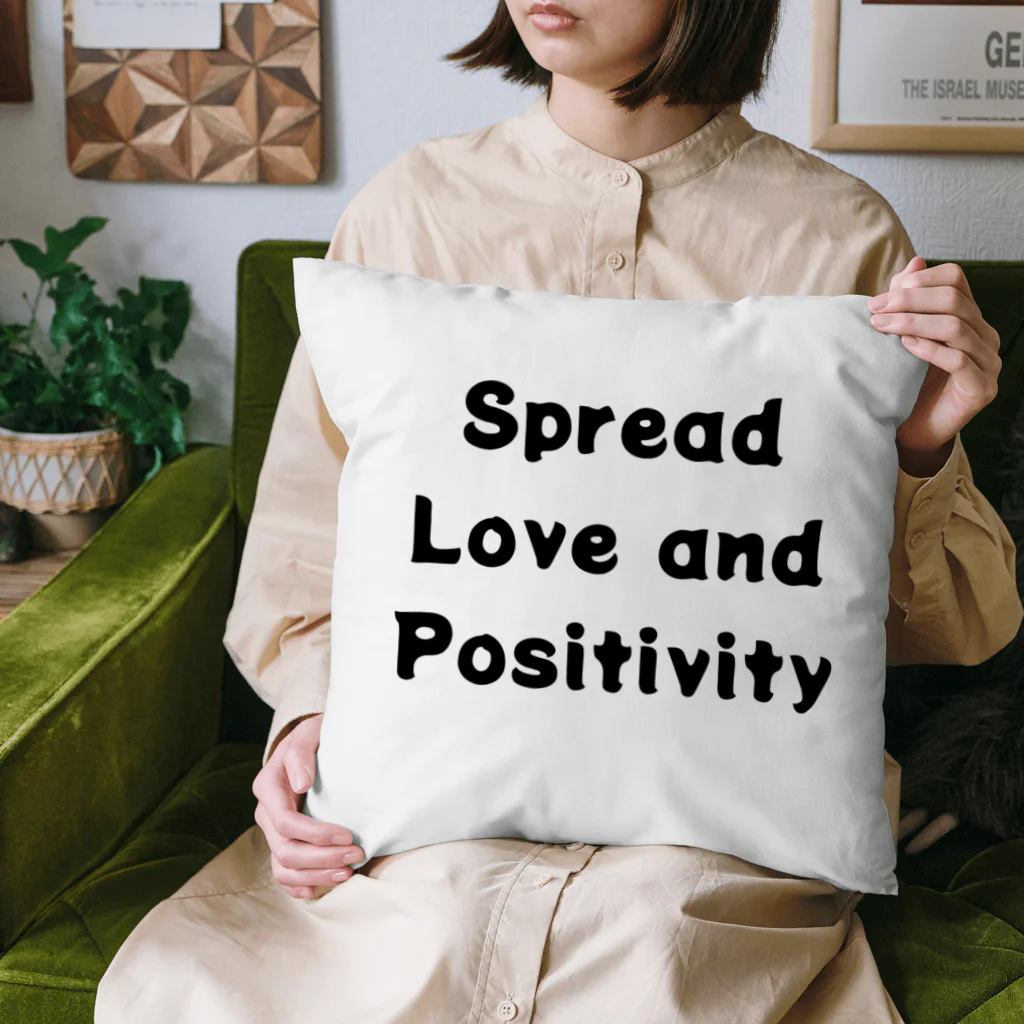 ミラくまのSpread Love and Positivity　愛とポジティブさを広めよう クッション