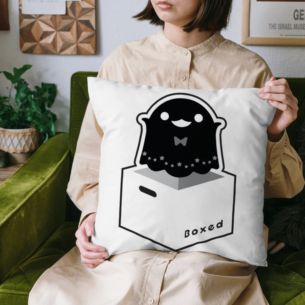 ツギハギ ニクの【Boxed * Yobake】黒Ver Cushion