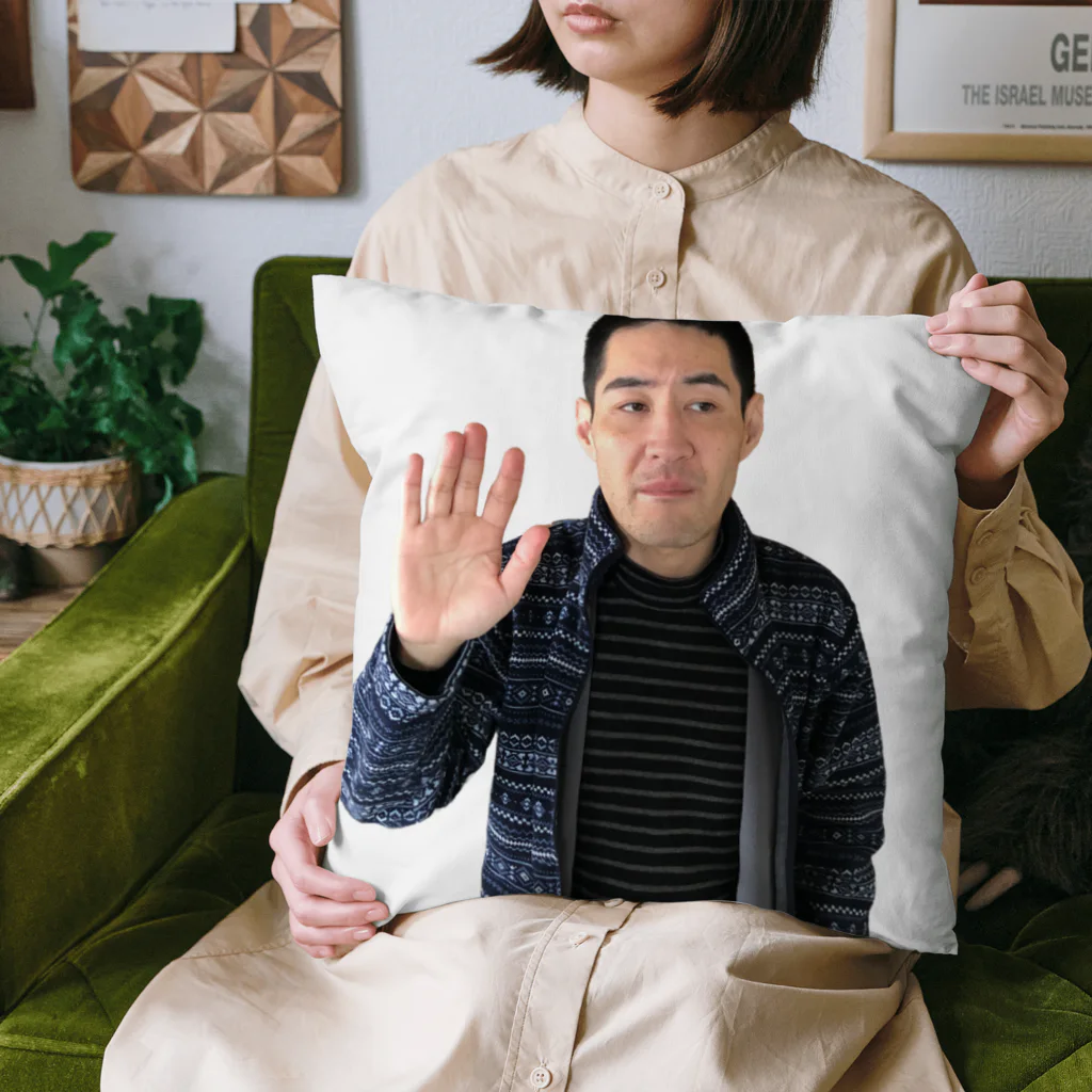 おおむら農場のおおむらまさしプリント２ Cushion