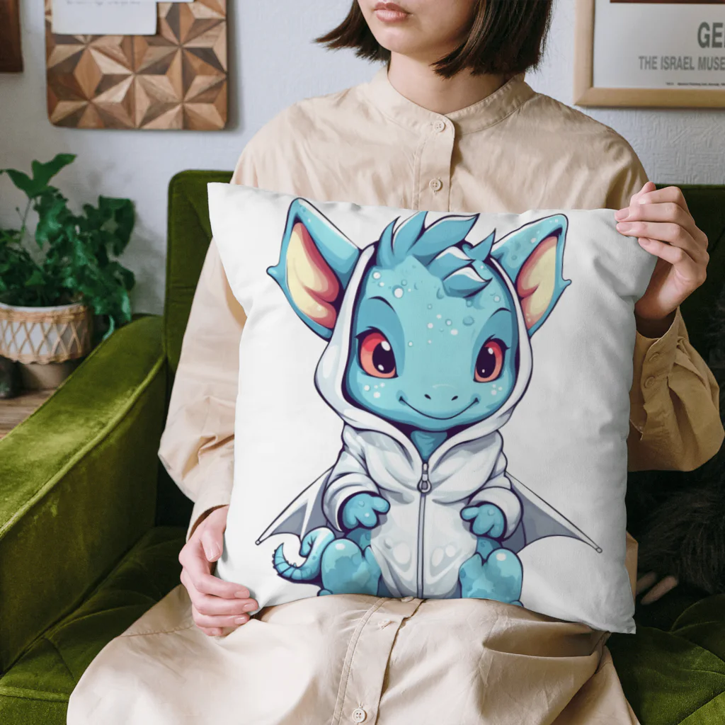 Vasetti_pressのパーカーを着ているドラゴン Cushion