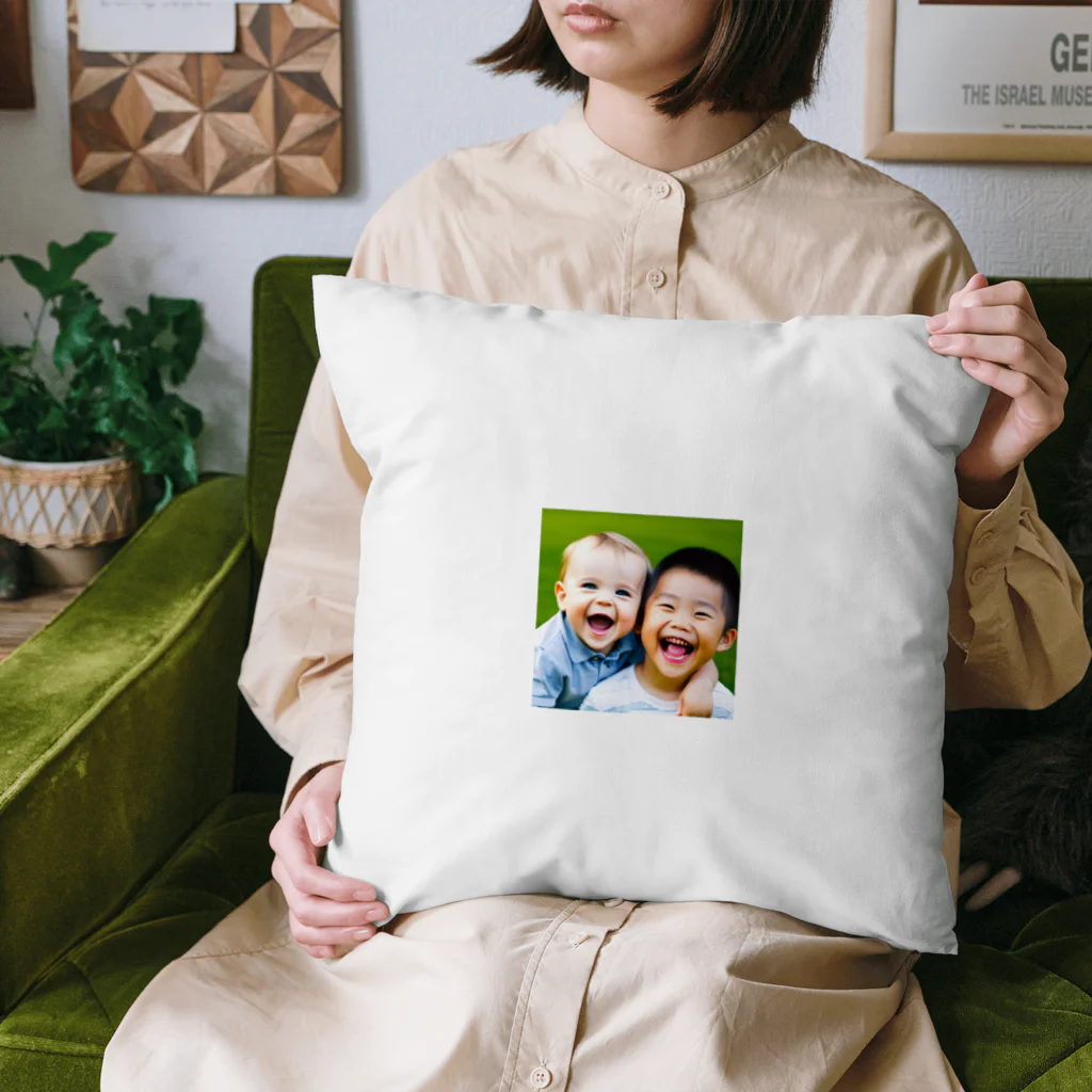 wado_dのかわいい笑顔の子供達 Cushion