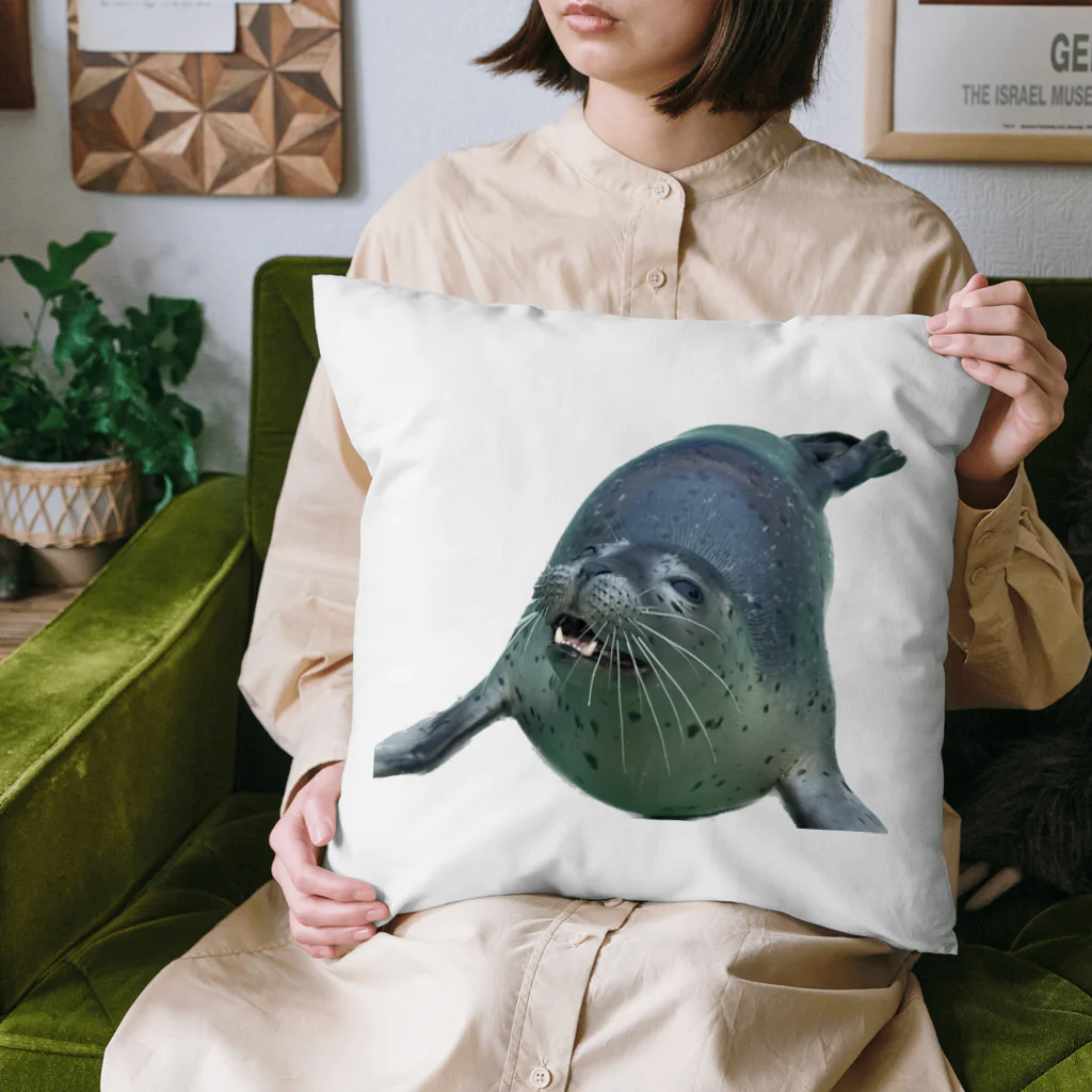 tmy_fの水族館の生き物（愛しのゴマちゃん） Cushion